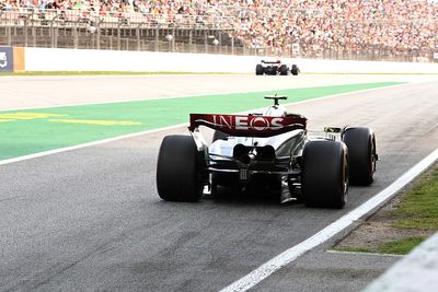 Mercedes and Ferrari set for crucial 2024 no-blanket Pirelli F1 tyre test