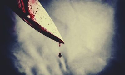 Delhi Shocker: Crazy lover tries to slit girl’s throat; later kills self