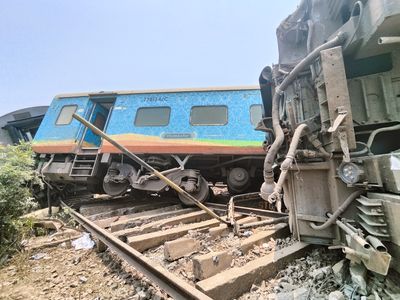 ‘Second lease of life’ say survivors of deadly India train crash