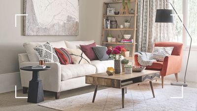 How to clean a living room in 10 minutes: A step-by-step guide from professional cleaners