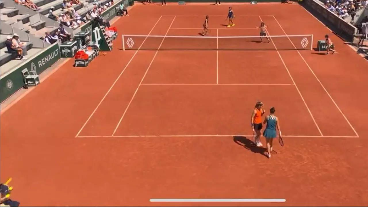 French Open Doubles pair disqualified after ball girl…