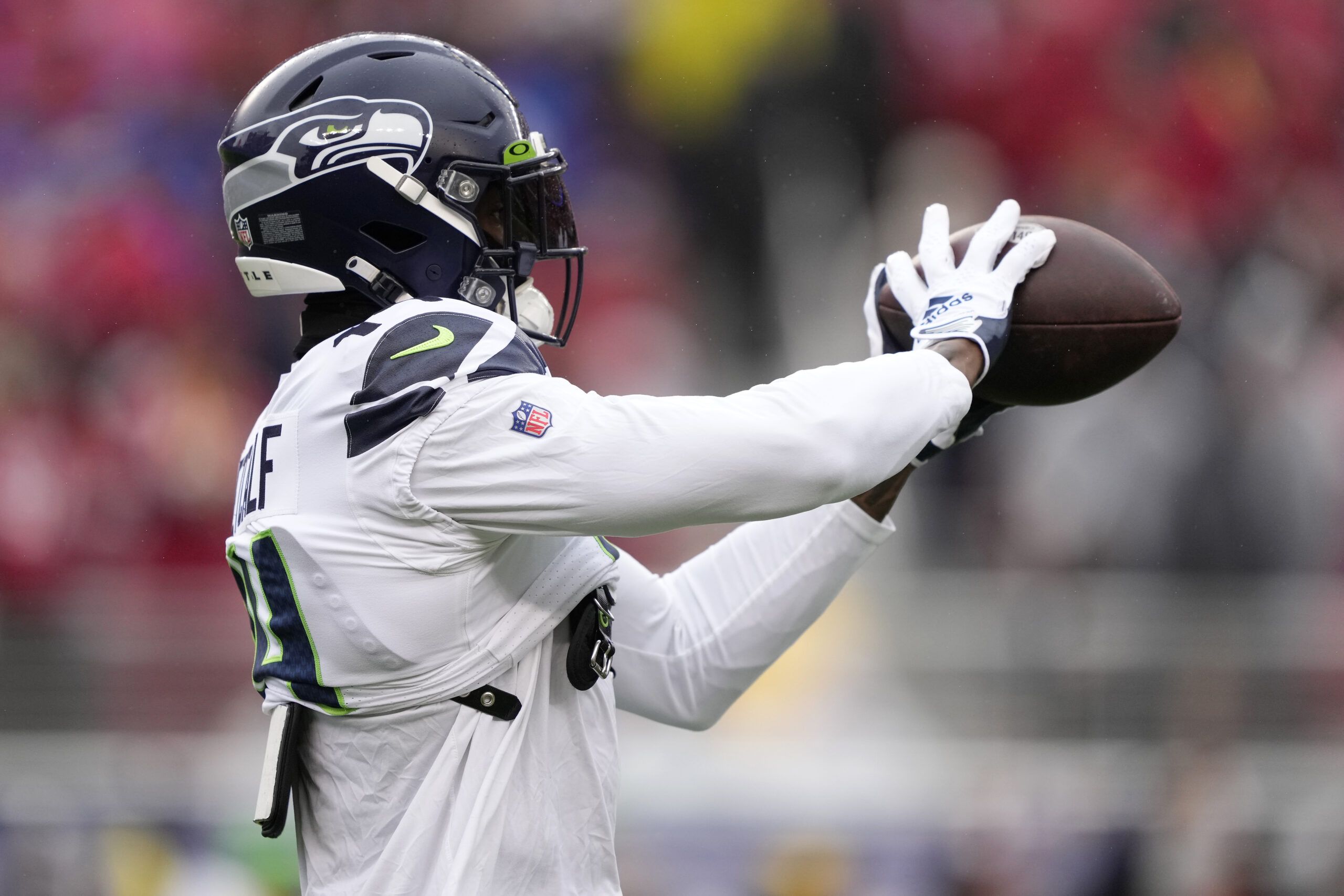 Seahawks safety Quandre Diggs changes jersey number from 37 to 6