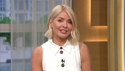 ‘Shaken’ Holly Willoughby breaks her silence as she returns to This Morning following Phillip Schofield exit