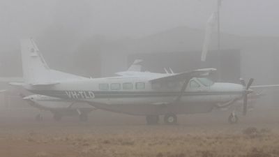 South Australian air links to outback towns grounded by thick fog