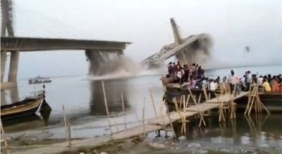 Bihar: SDRF team inspects river Ganga after bridge collapse in Bhagalpur; Guard missing