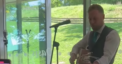 Outgoing Rangers star Scott Arfield steals show at best pal's wedding with live performance