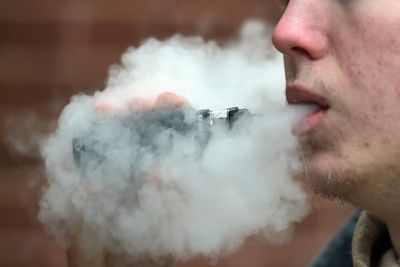 Vapes spark surge in air rage - OLD