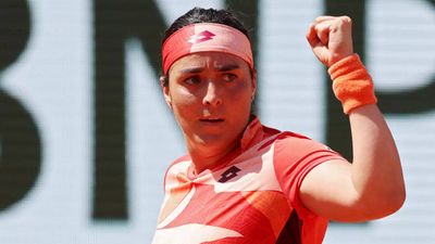 Ons Jabeur feels the love in bid for first major title