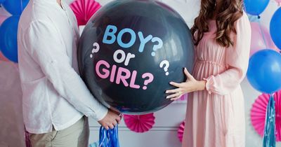 Pregnant couple gobsmacked as father's awkward mishap ruins gender reveal