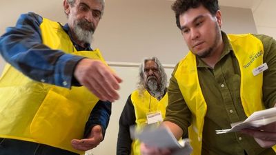 Voice to Parliament mock referendum hoped to improve lagging Aboriginal enrolment rate