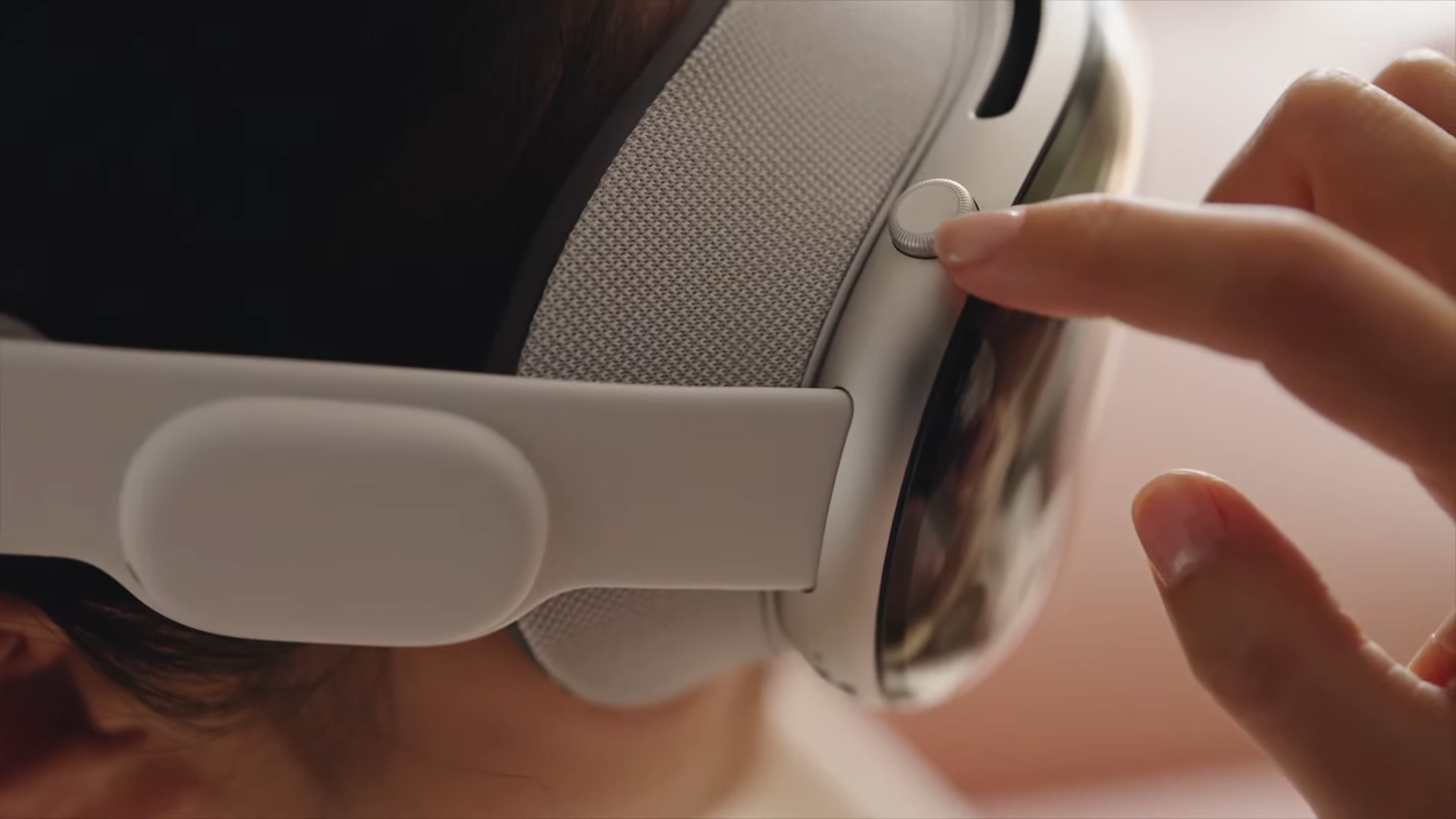 visionOS: Apple’s new Vision Pro OS – What is it? What…