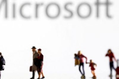 US fines Microsoft $20m over child data violations