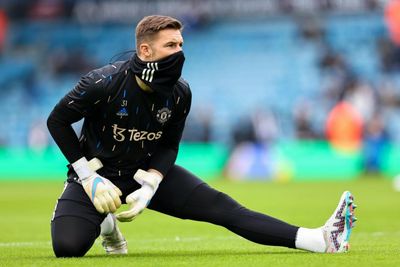 Former England keeper Jack Butland arrives in Glasgow to clinch Rangers deal