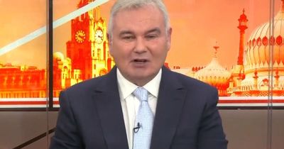 Fans call on Eamonn Holmes to stop 'bullying' Phillip Schofield