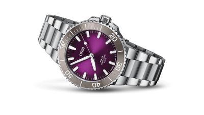 Oris celebrates 119th birthday with purple Hölstein Edition and a diving bear