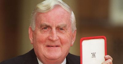 Sir Tony Blair leads tributes to Labour peer Lord Morris, who has died aged 91
