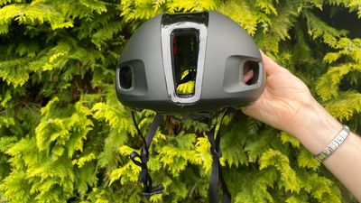 Trek Ballista MIPS road bike helmet review