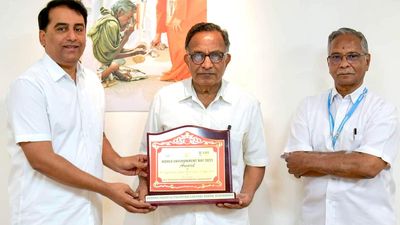 Andhra Pradesh: Sri Sathya Sai Institute of Higher Medical Sciences at Puttaparthi gets World Environment Day award