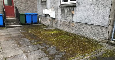 Falkirk council tenants not in favour of close cleaning charges