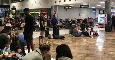'Chaos' as passengers stuck on 'greenhouse' plane before being stranded for hours in airport on return to Manchester