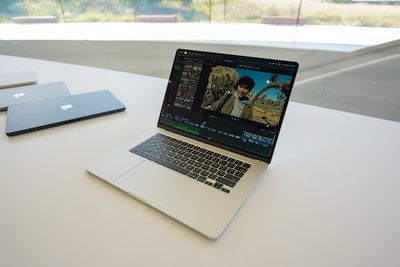 Here’s a First Look at Apple’s Practical-but-Appealing 15-Inch MacBook Air