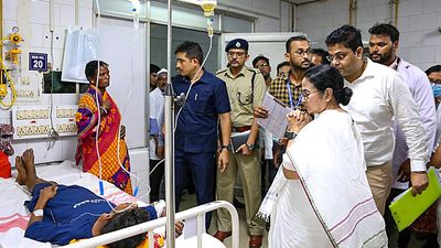 Mamata visiting Odisha to meet injured in train crash to get political dividend: BJP