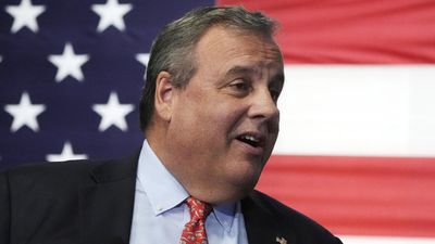 Chris Christie attacks Trump as he formally launches 2024 US presidential bid