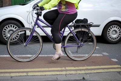 UK struggling to convince more people to cycle and ‘unlikely’ to hit key 2025 target, report finds