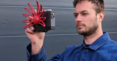 Camera with no lens takes pictures using AI