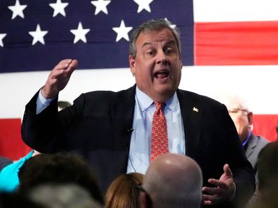 Chris Christie news – live: Ex-governor lashes out at Trump family’s ‘breathtaking grift’ in fiery 2024 launch