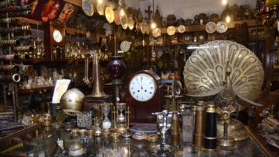 Antique shops in Chennai abuzz with young collectors