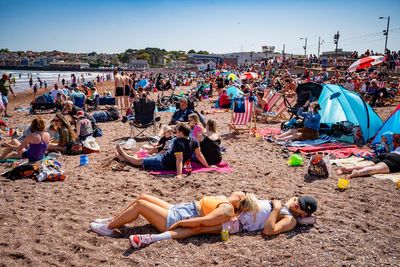 First heat health alert of the year issued ahead of sweltering 30C weekend