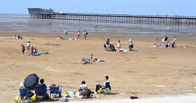 UKHSA issues heat warning as temperatures set to soar this weekend