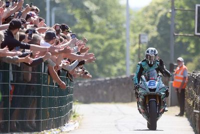 Dunlop smashed Isle of Man TT Supersport lap record “for the craic”