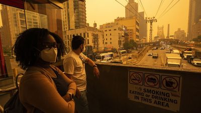 Smoke from Canadian wildfires leads to record poor air quality in eastern U.S.