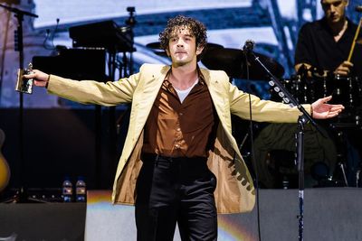 Matty Healy says he doesn’t need fan support after reported breakup from Taylor Swift