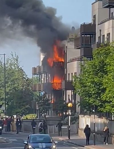 Croydon fire: Huge blaze at block of flats as 60 firefighters tackle flames