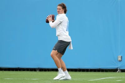 Chargers QB Justin Herbert’s updated throwing mechanics at OTAs