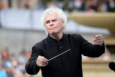 Bronze bust honouring conductor Sir Simon Rattle to be unveiled