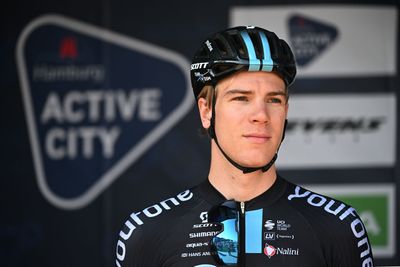 Nils Eekhoff victorious in ZLM Tour prologue