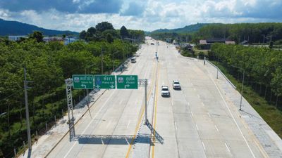New road linking Phuket, Phangnga now complete