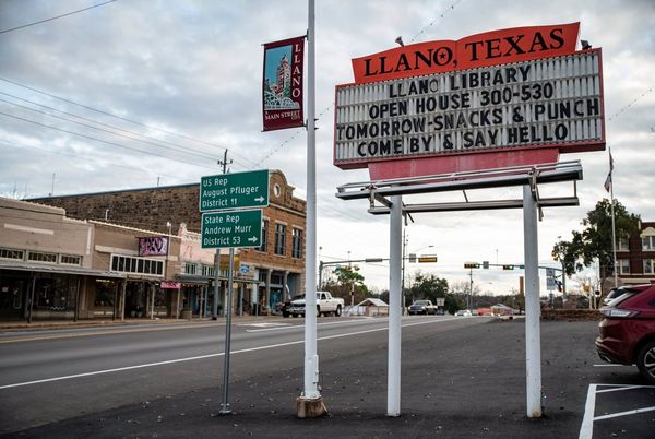 “Seems obscene” says federal appeals court judge during hearing for Llano County library book removal case