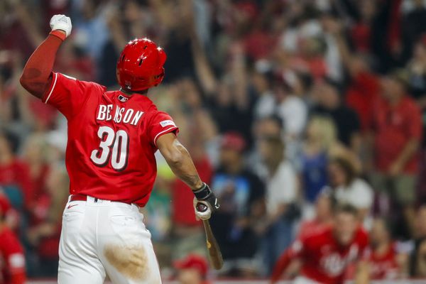 Joe Burrow hit homers at Reds practice and social media went wild