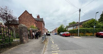 'Ridiculous' parking outside Nottinghamshire school leading to dangerous 'near miss' situations