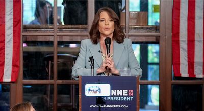 Longshot Democratic presidential nominee Marianne Williamson promises to free Julian Assange