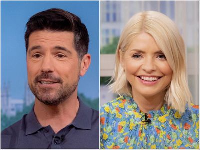 Craig Doyle praises ‘wonderful’ Holly Willoughby as he replaces Phillip Schofield on This Morning