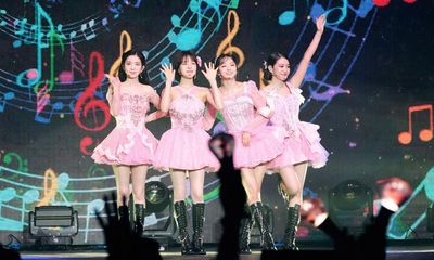 Red Velvet review – a mesmerisingly perfect K-pop extravaganza