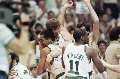 On this day: Celtics win Banner 16 vs. Rockets; Larry Bird signs
