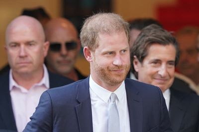Watch: Court arrivals as Prince Harry’s phone hacking case against Mirror publisher continues
