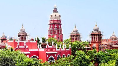 Madras High Court sentences four directors of Golden Tobacco Limited to two weeks of simple imprisonment